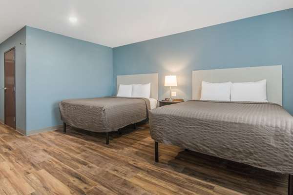  - WoodSpring Suites North Fort Worth - I-35, Exit 65