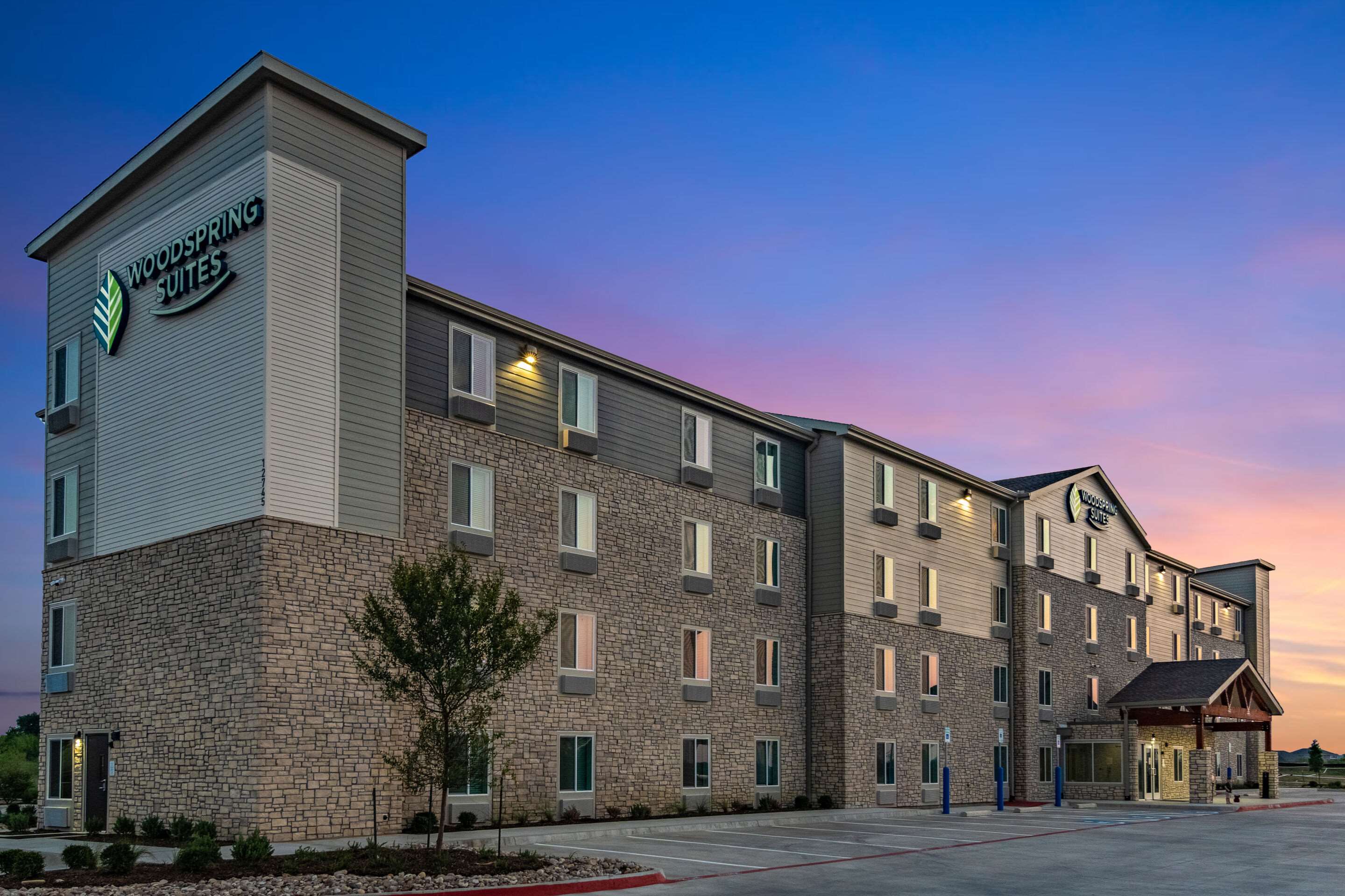 Hotel exterior | WoodSpring Suites North Ft Worth Alliance TX Speedway