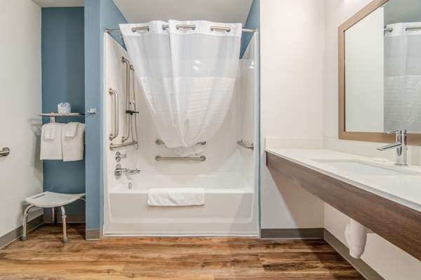  - WoodSpring Suites North Fort Worth - I-35, Exit 65