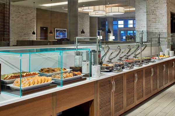 Amenities - Embassy Suites Downtown Nashville - I-40 & I-65, Exit 209