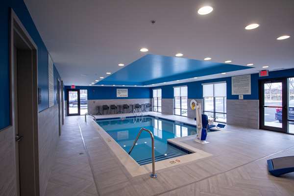 Pool - Hampton Inn North Attleboro - I-295, Exit 2