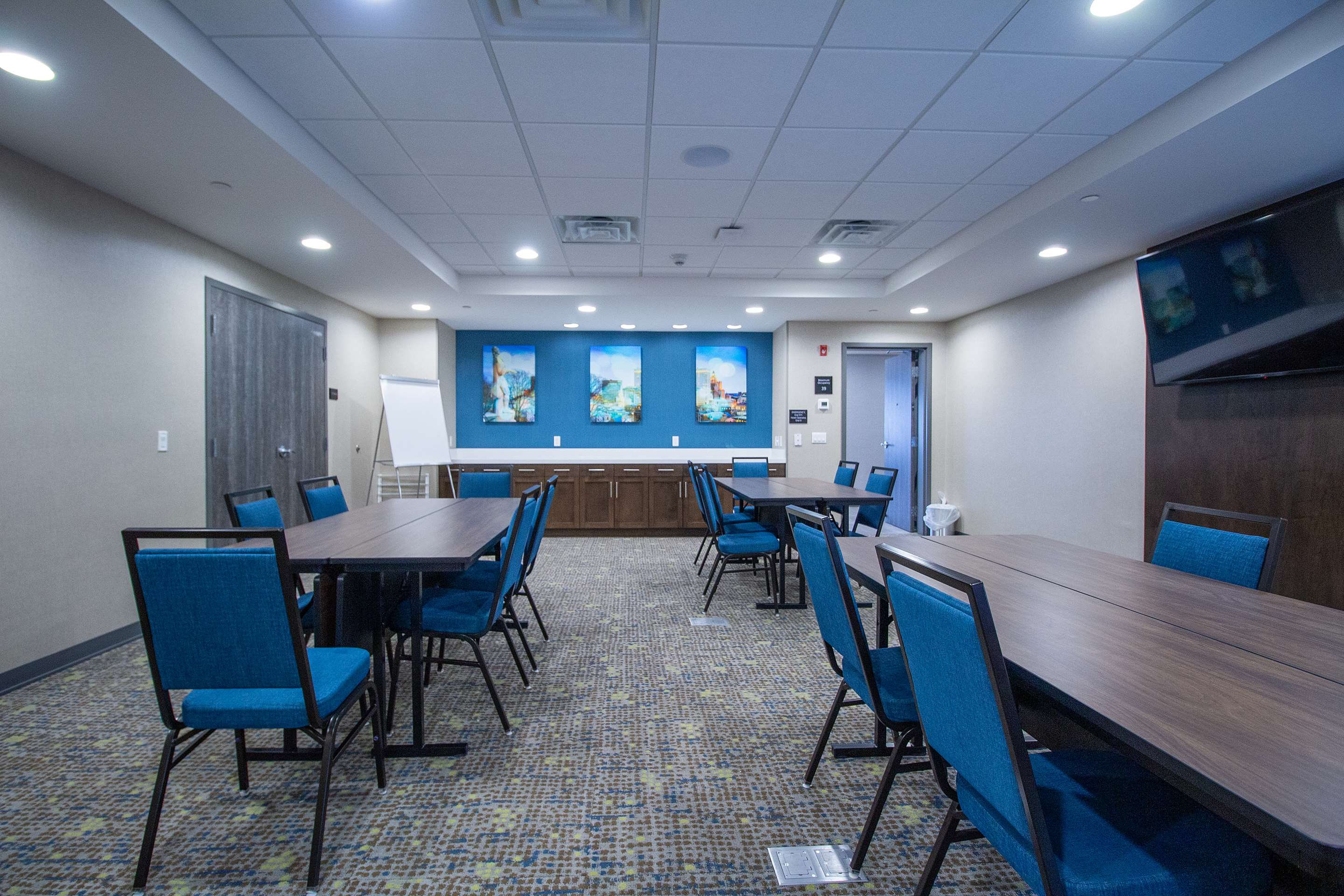 Meeting Room | Hampton Inn & Suites North Attleboro