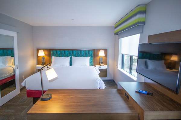  - Hampton Inn North Attleboro - I-295, Exit 2