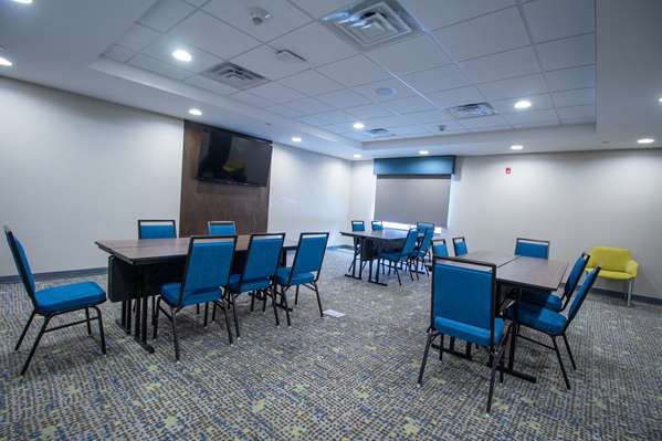  - Hampton Inn North Attleboro - I-295, Exit 2
