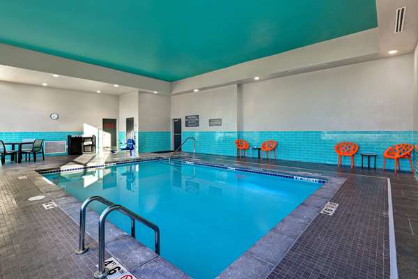 Pool - Hilton Garden Inn Cedar Rapids