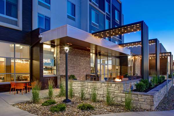 Exterior view - Hilton Garden Inn Cedar Rapids