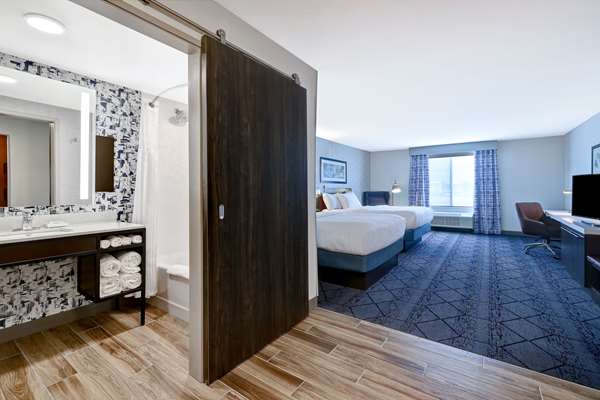  - Hilton Garden Inn Cedar Rapids