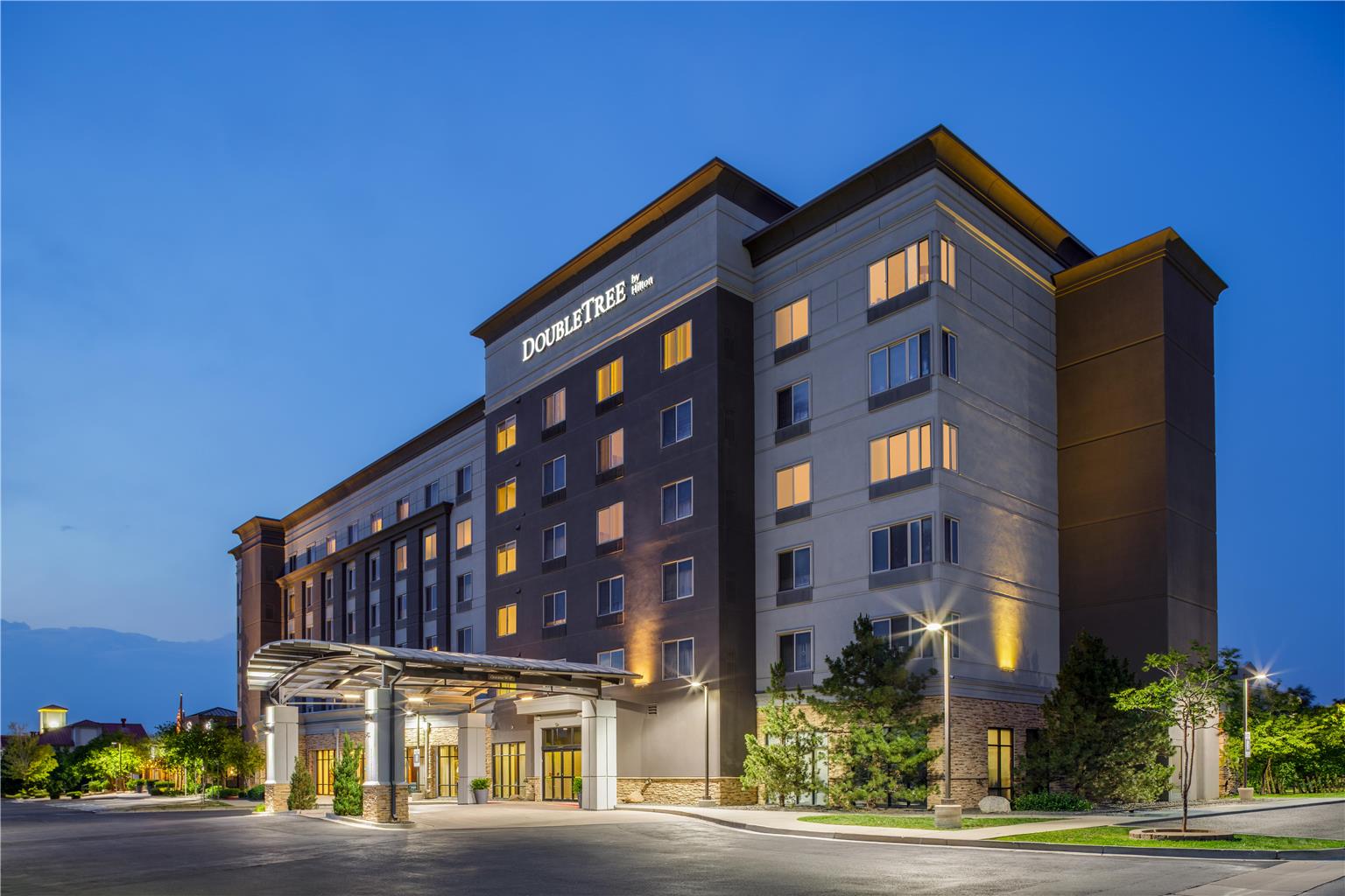 DoubleTree by Hilton Denver Intl Airport