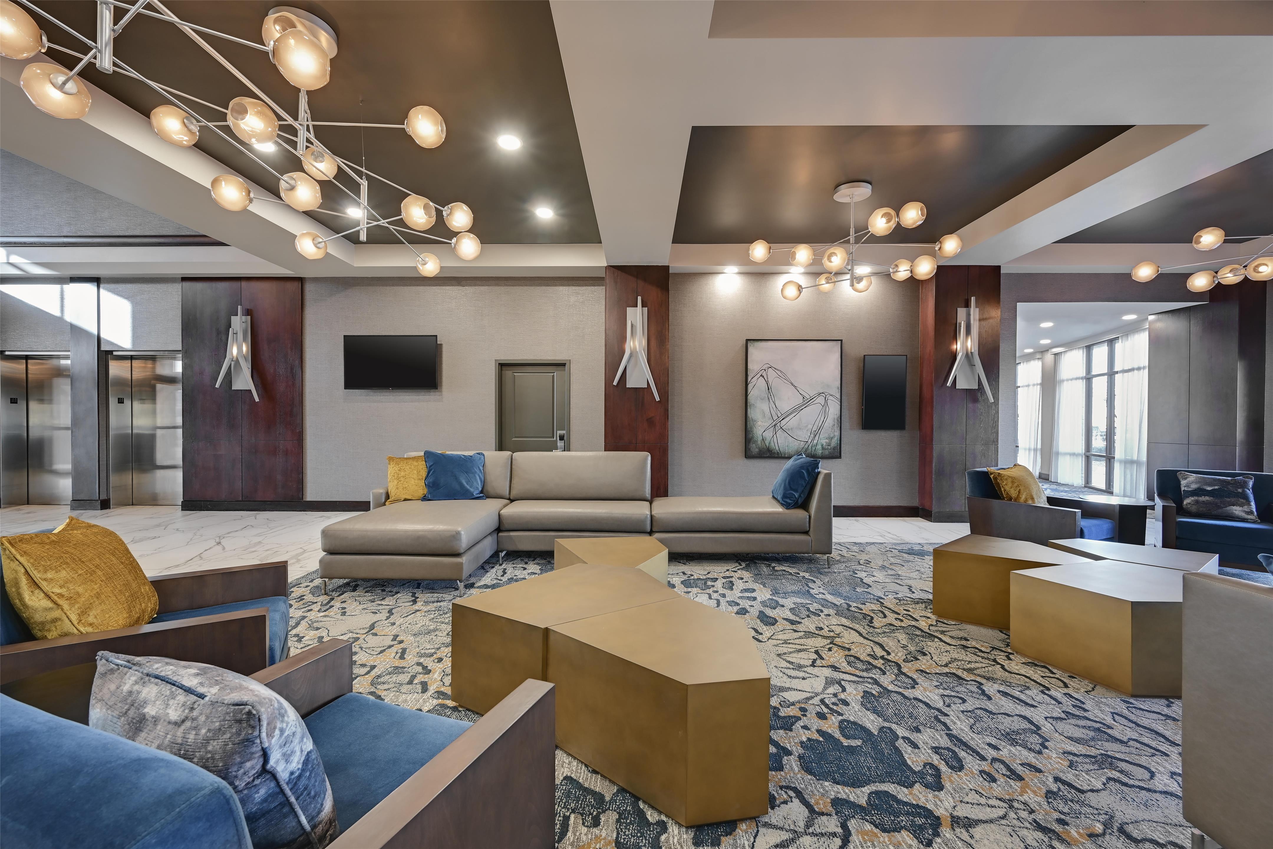 Lobby | DoubleTree by Hilton Denver International Airport