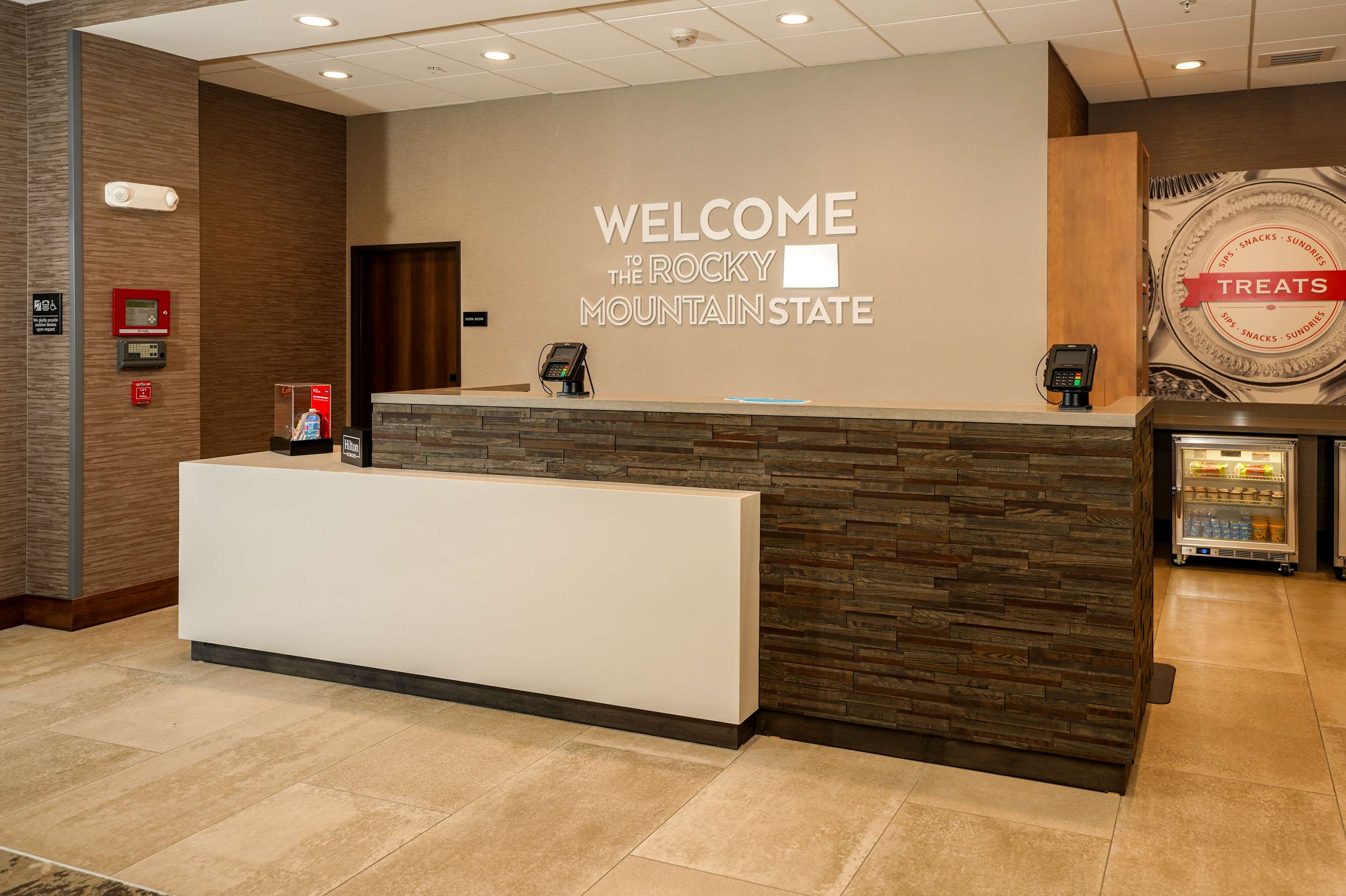 Reception | Hampton Inn & Suites Aurora South Denver