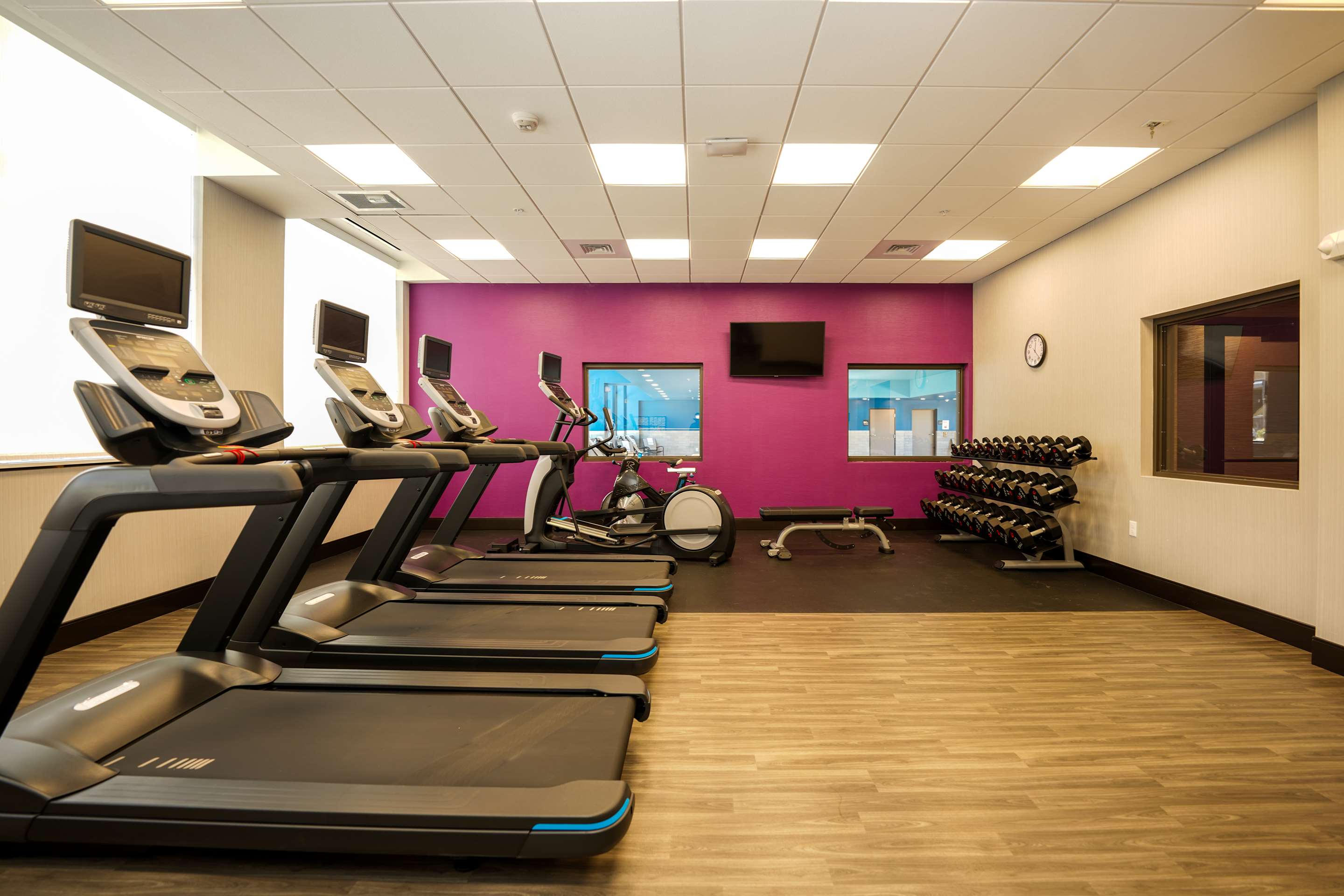 Health club fitness center gym | Hampton Inn & Suites Aurora South Denver