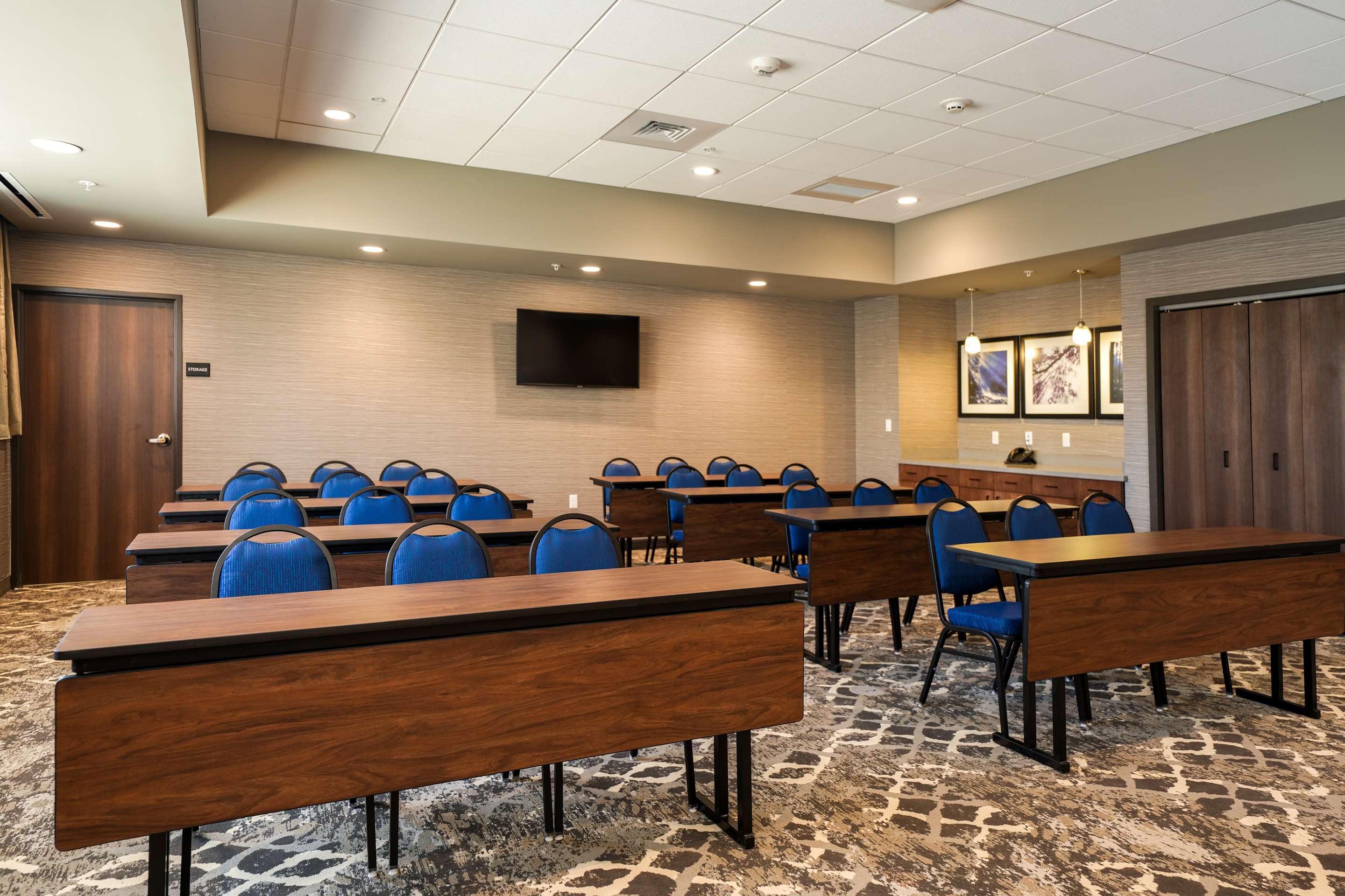 Meeting Room | Hampton Inn & Suites Aurora South Denver