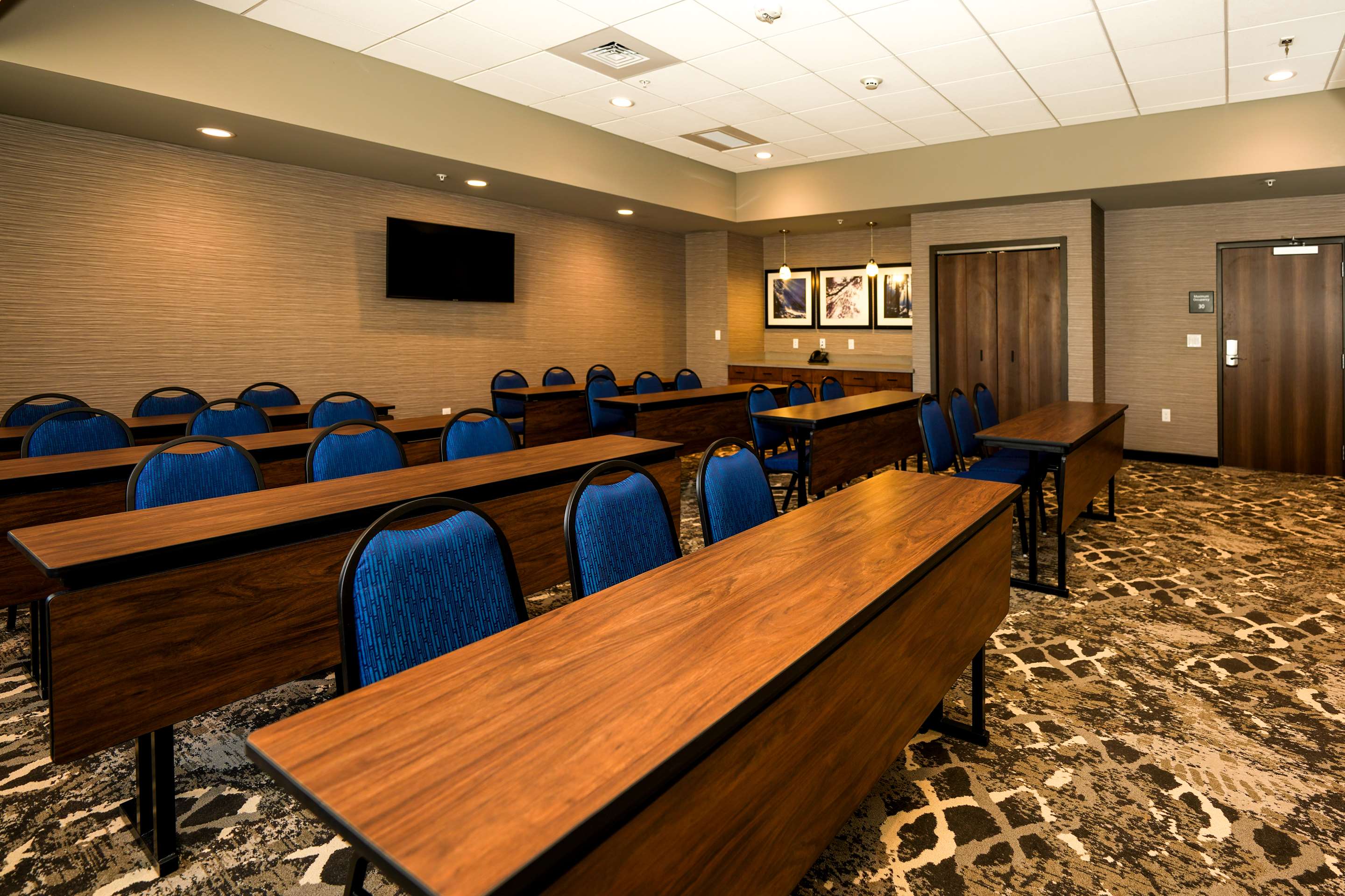Meeting Room | Hampton Inn & Suites Aurora South Denver