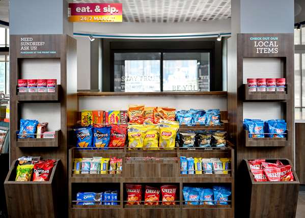 Restaurant - Tru by Hilton Hotel Downtown Indianapolis - I-70, Exit 79B