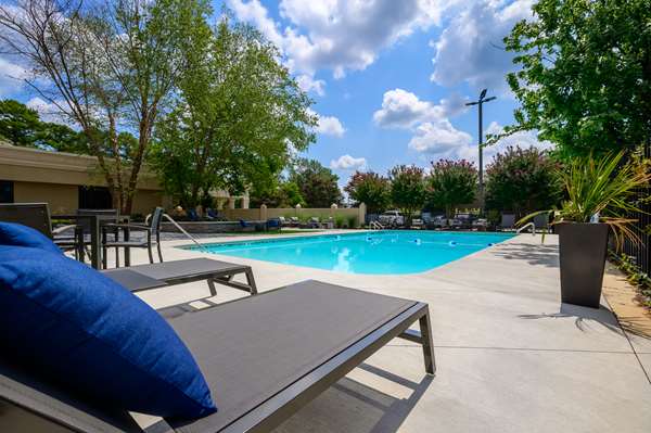 Pool - DoubleTree by Hilton Hotel Midtown Raleigh