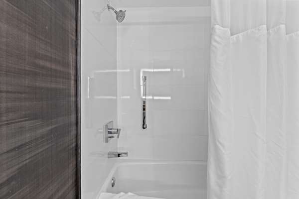  - DoubleTree by Hilton Hotel Midtown Raleigh