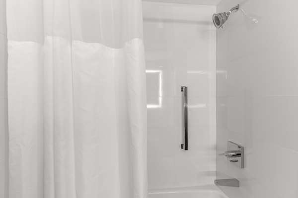  - DoubleTree by Hilton Hotel Midtown Raleigh