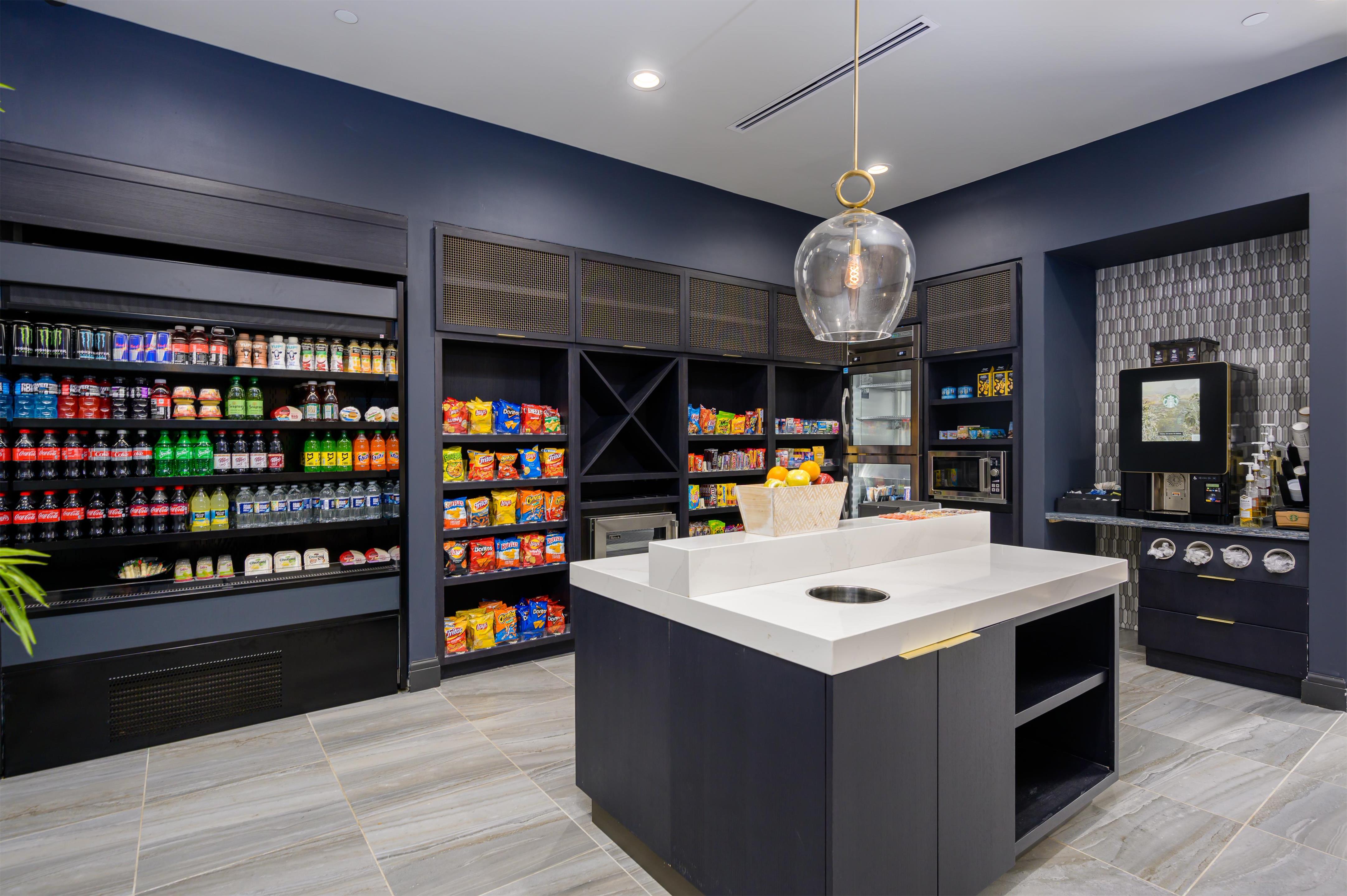Restaurant | DoubleTree by Hilton Raleigh Midtown, NC