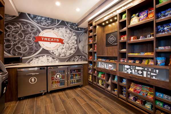 Restaurant - Hampton Inn & Suites Nepean West Ottawa