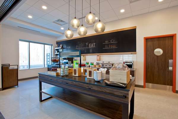 Amenities - Hampton Inn & Suites Nepean West Ottawa