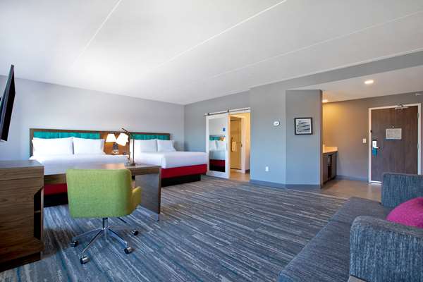  - Hampton Inn & Suites Nepean West Ottawa