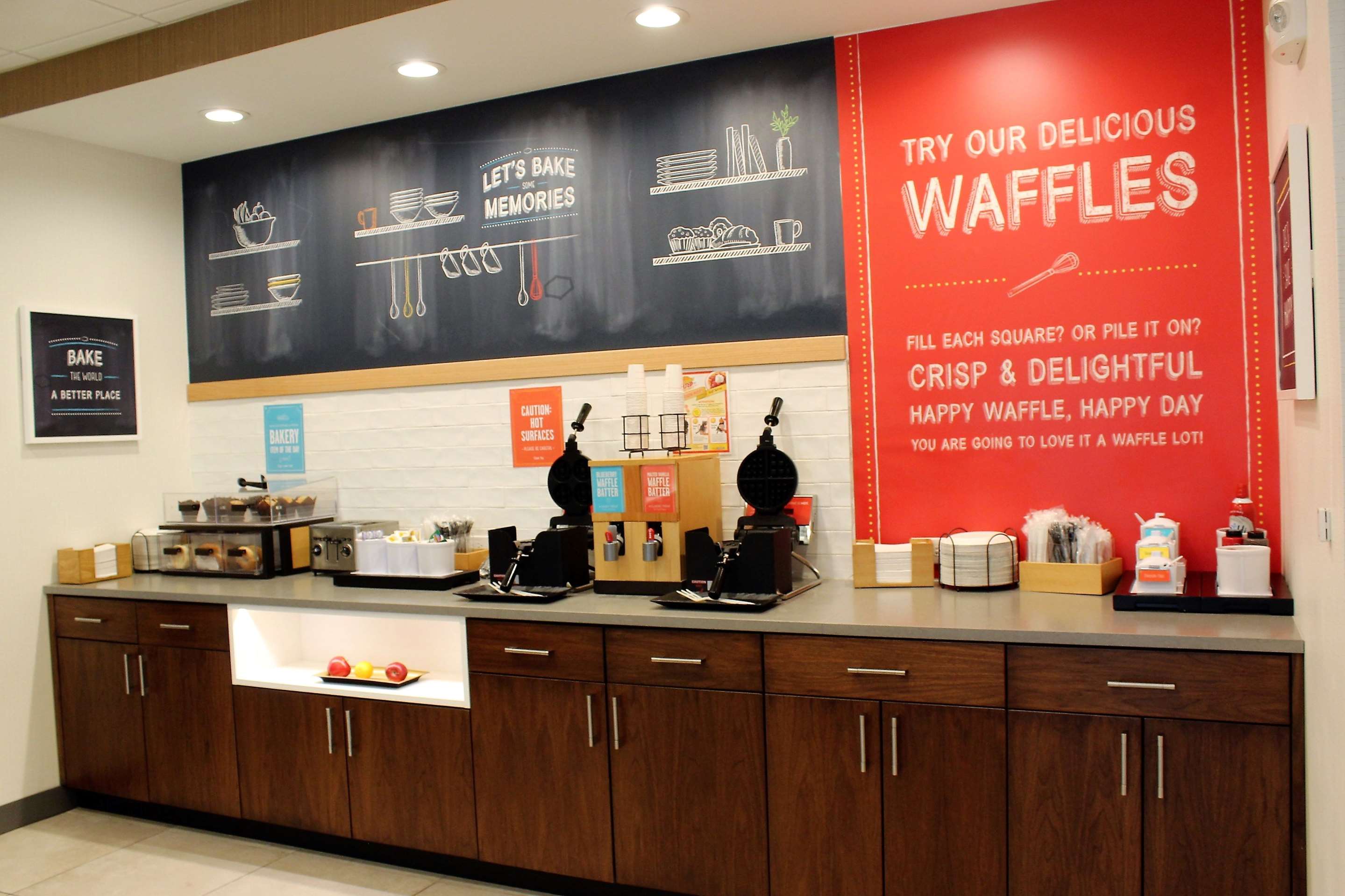 Breakfast Area | Hampton Inn Lexington