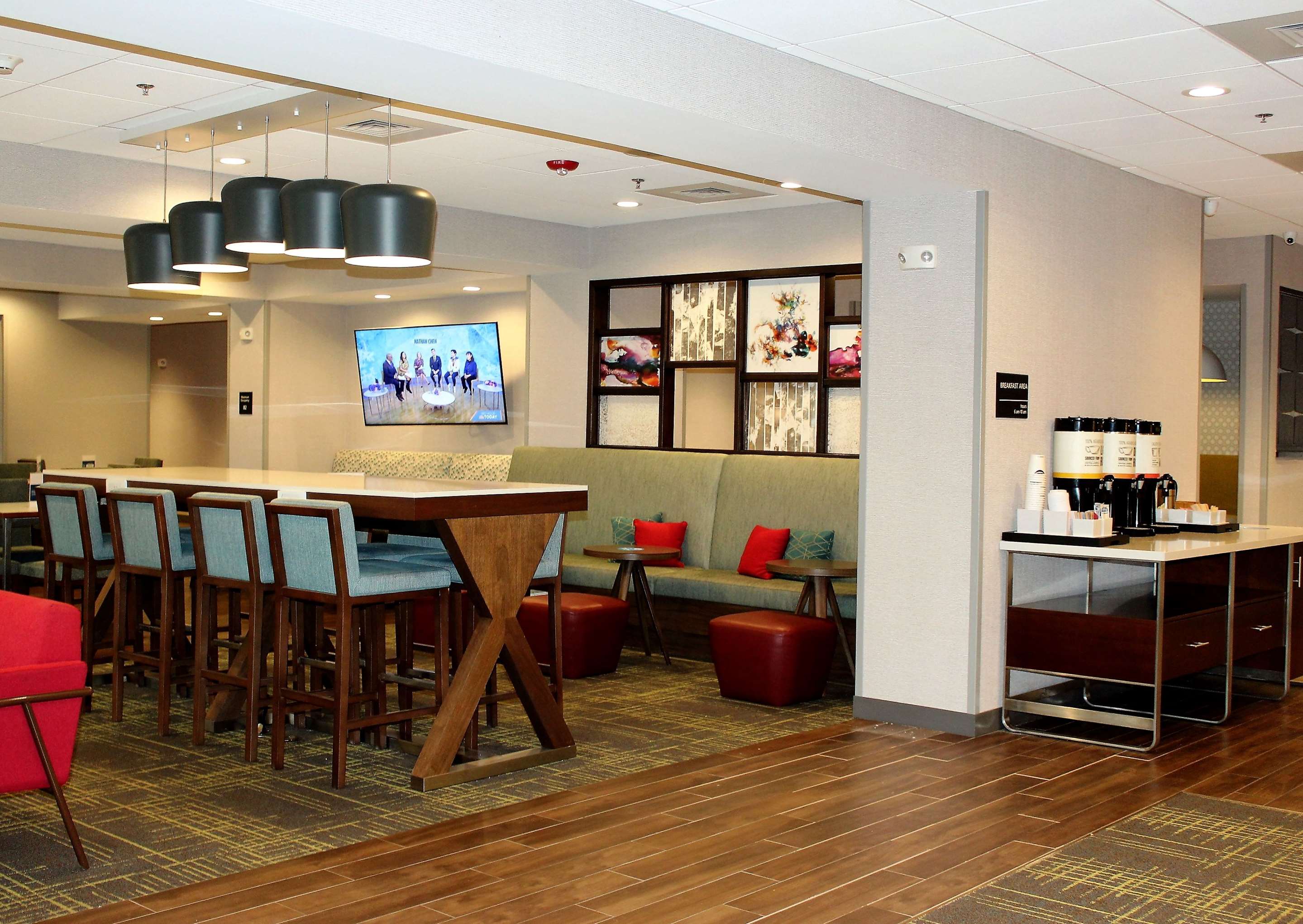 Lobby | Hampton Inn Lexington