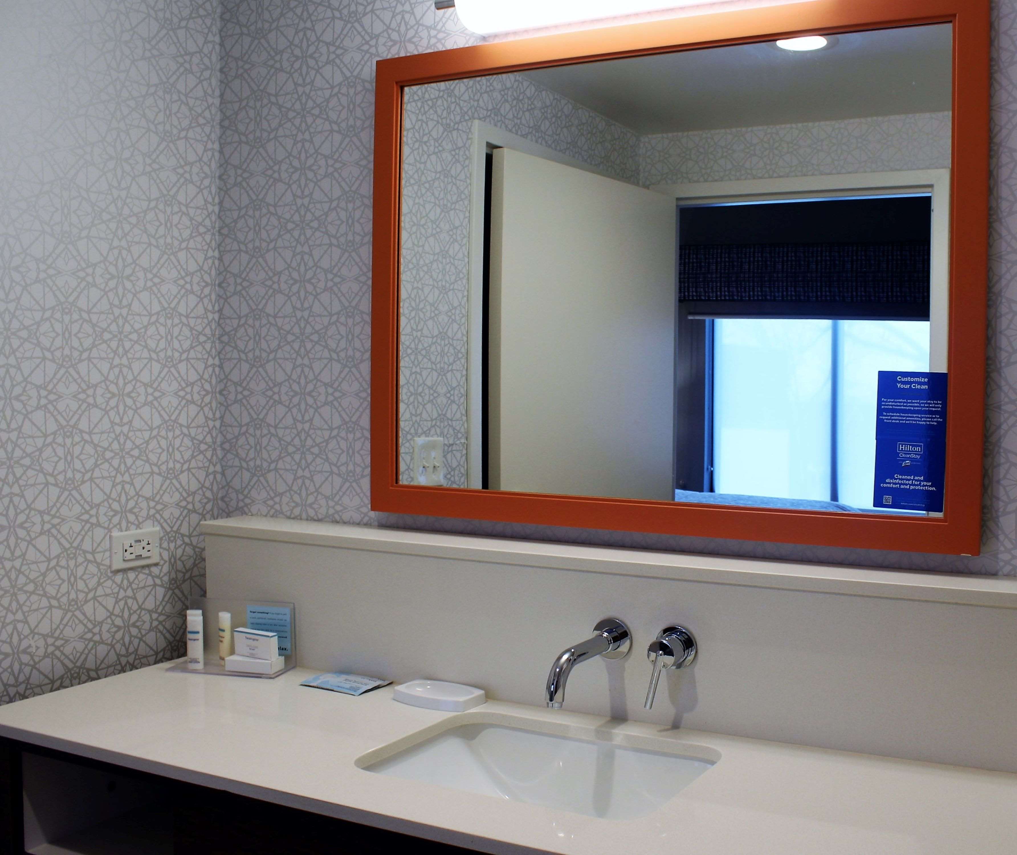 Hampton Inn Lexington NC Room Type - 1 KNG HEARING ACC NOSMOK