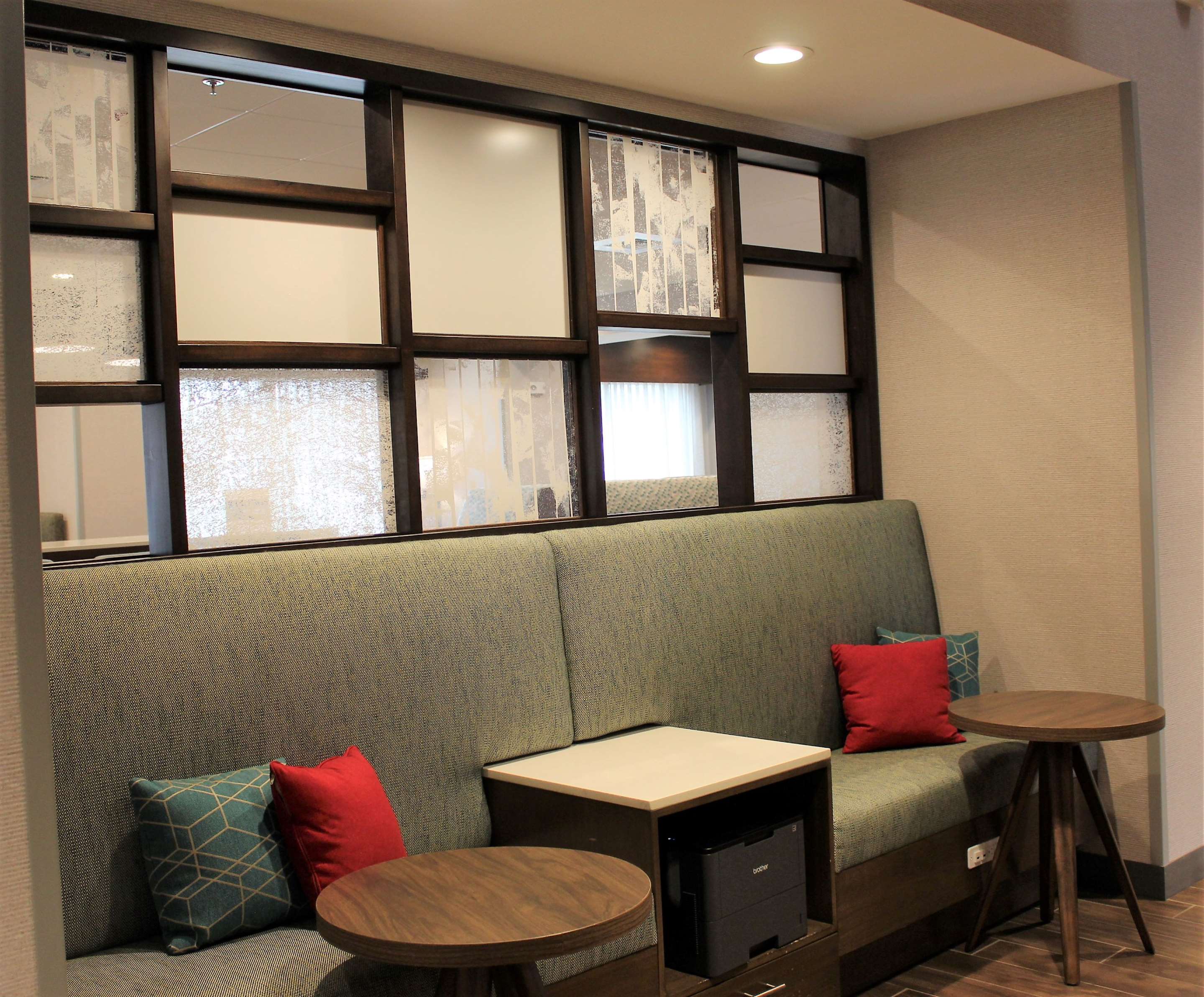 Business Center | Hampton Inn Lexington