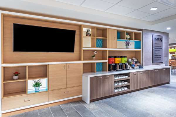 Restaurant - Home2 Suites by Hilton Midland