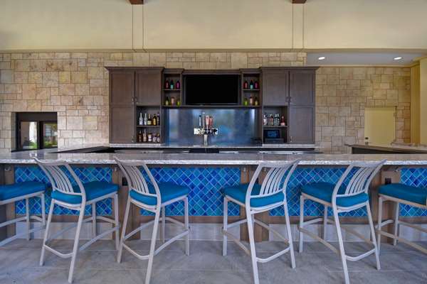 Bar - Homewood Suites by Hilton Flamingo Crossings Winter Garden
