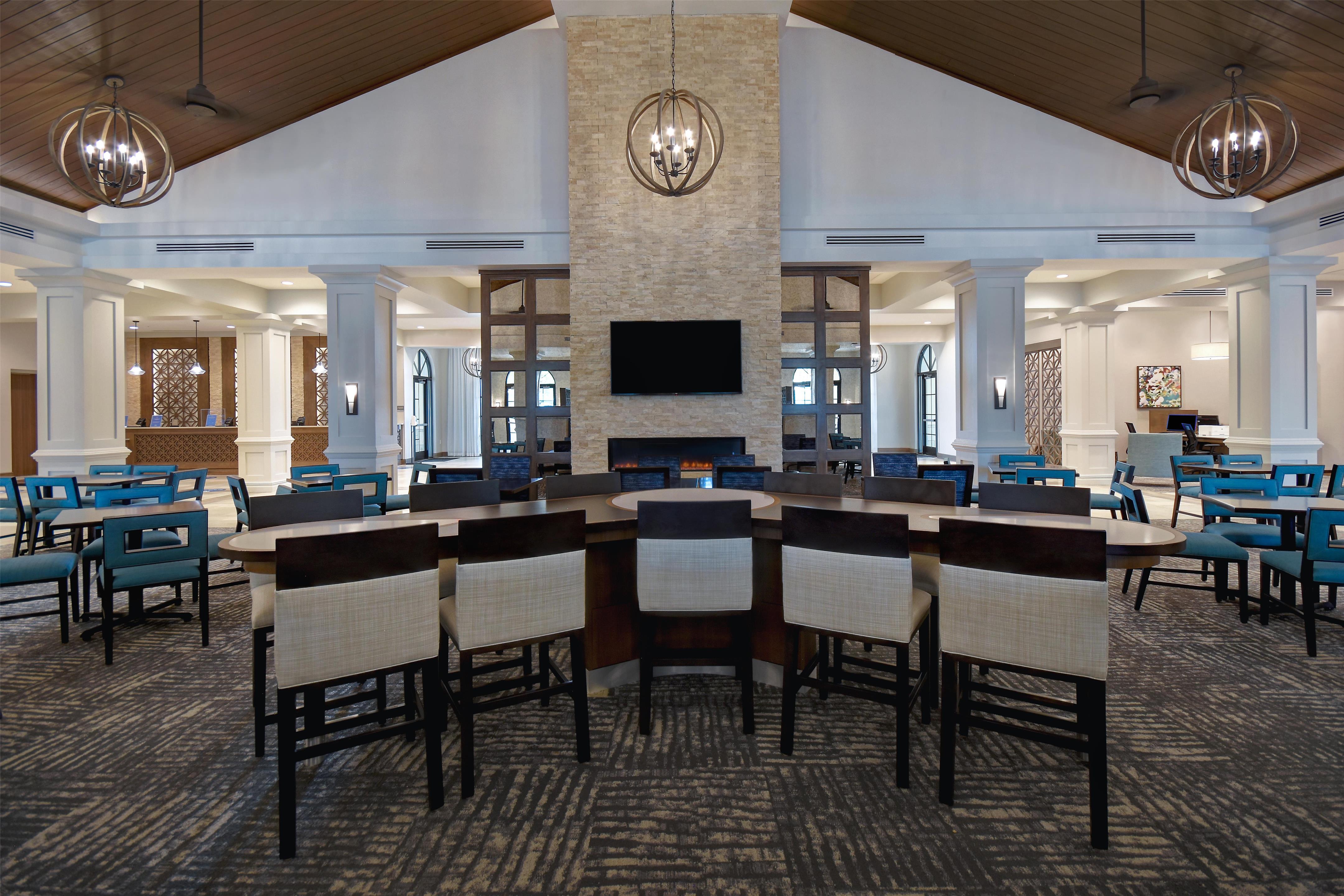 Lobby | Homewood Suites by Hilton Orlando at Flamingo Crossings