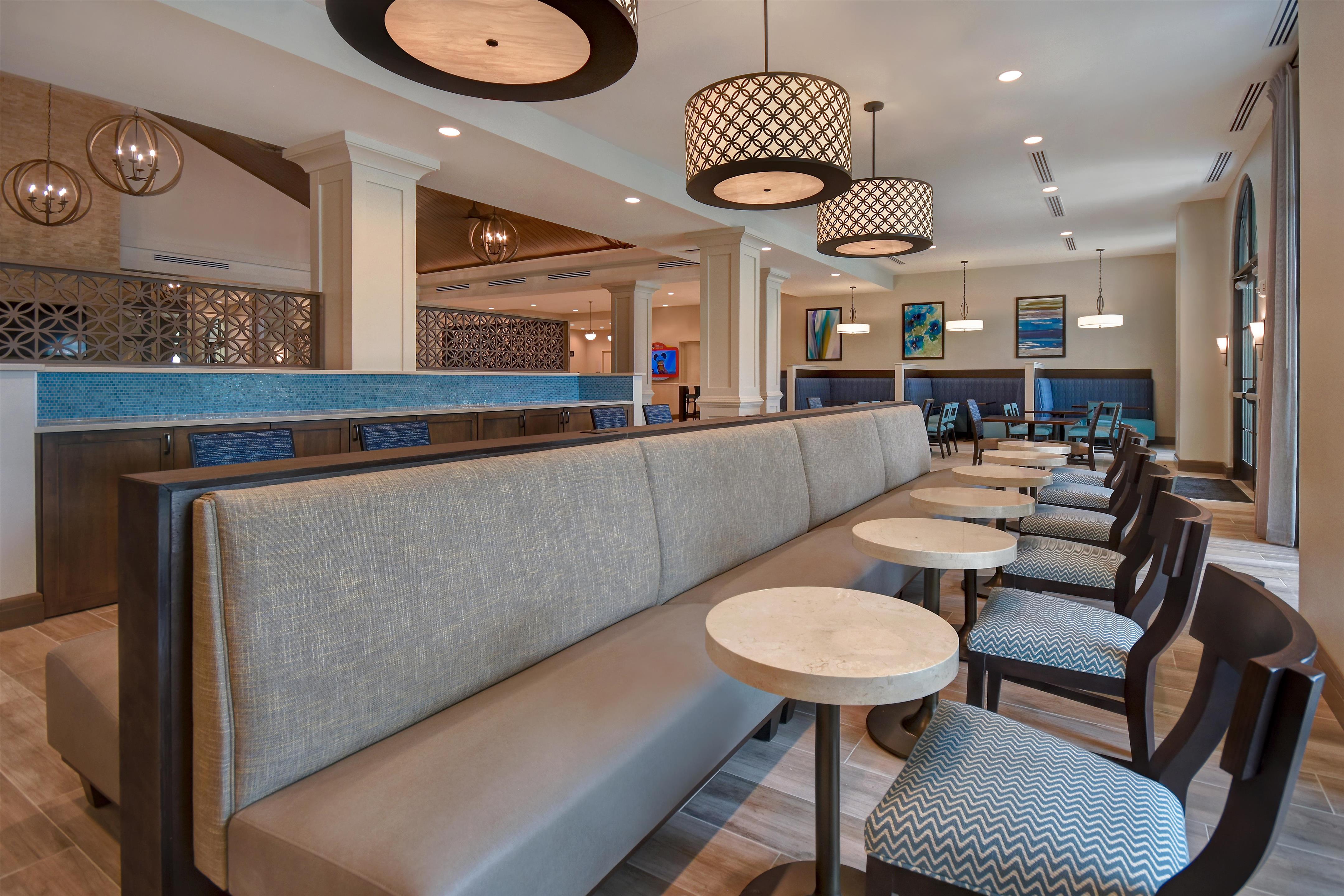 Breakfast Area | Homewood Suites by Hilton Orlando at Flamingo Crossings