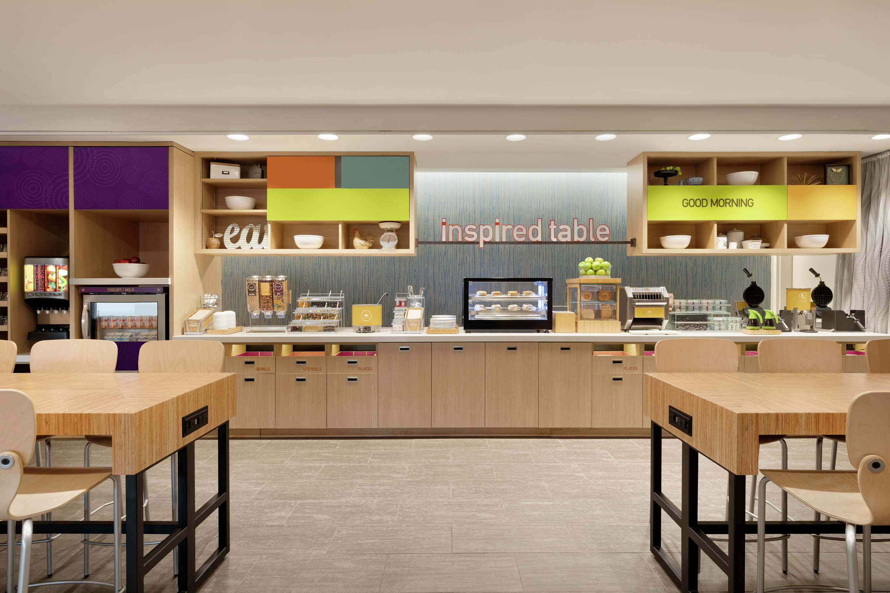 Breakfast Area | Home2 Suites by Hilton Martinsburg, WV