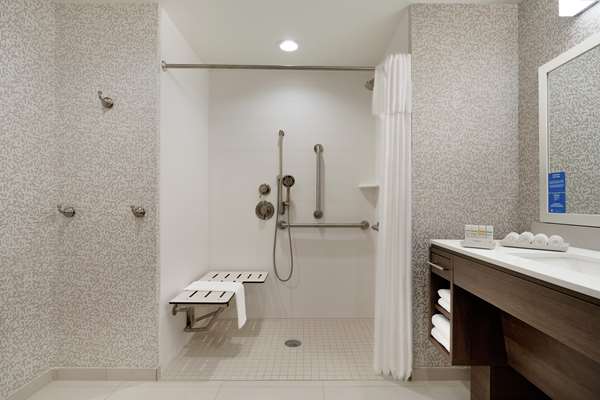  - Home2 Suites by Hilton Martinsburg - I-81, Exit 12