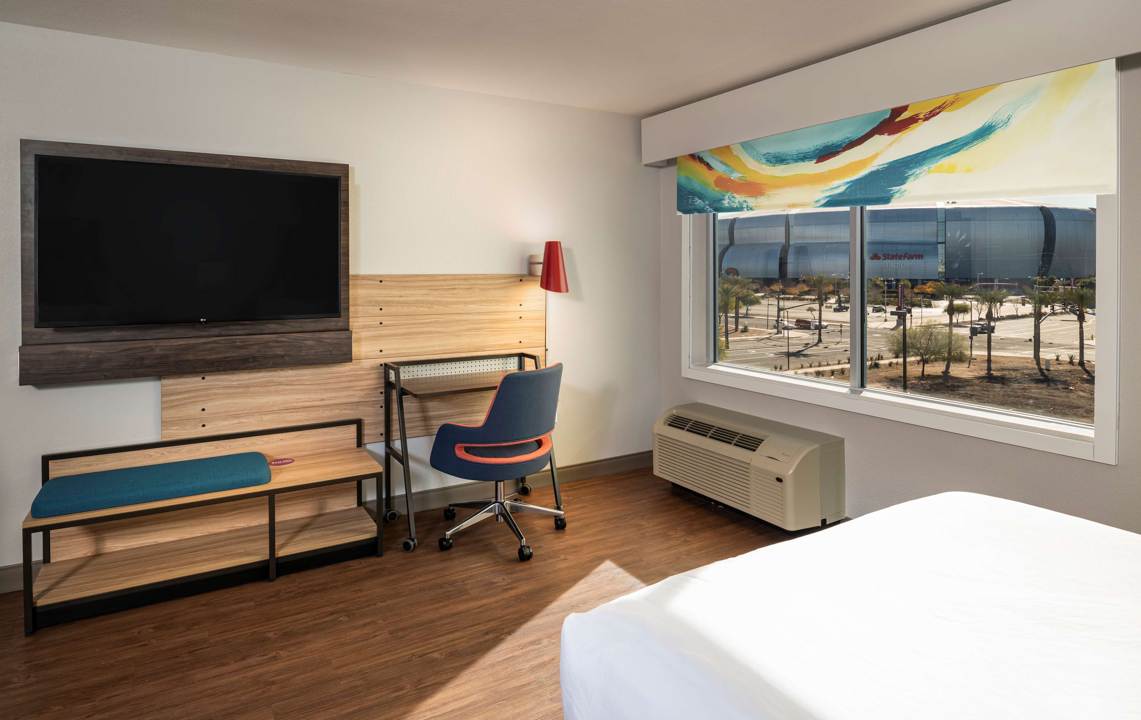 Tru By Hilton Phoenix Glendale Westgate, AZ Room Type - 2 QUEEN ACCESSIBLE TUB