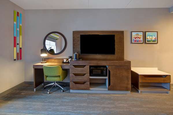  - Hampton Inn Brockville