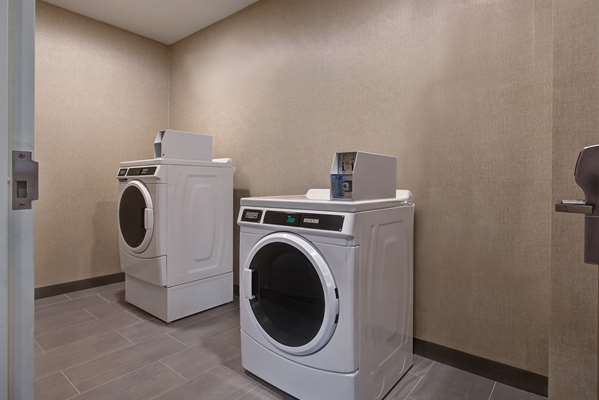  - Hampton Inn Brockville