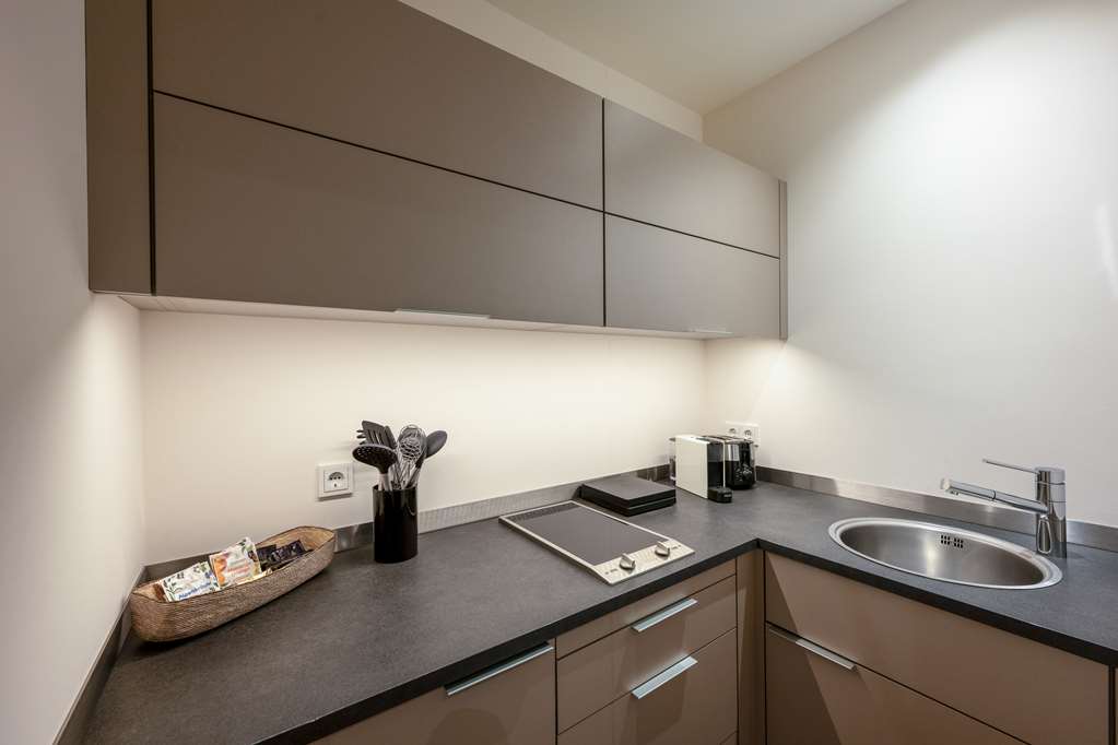 Hotel Anklamer Hof, BW Signature Collection-guestroom-Guest Room,Guest Room Amenity,Kitchen/Kitchenette,On-Site.jpg