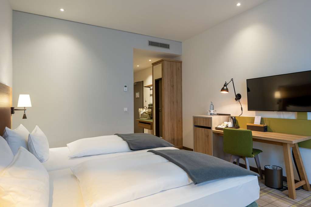 Hotel Anklamer Hof, BW Signature Collection-guestroom-Guest Room,On-Site.jpg