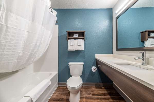  - WoodSpring Suites Sanford