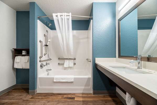  - WoodSpring Suites Sanford