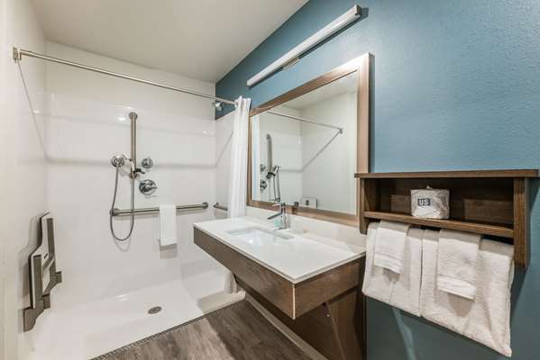  - WoodSpring Suites Linden