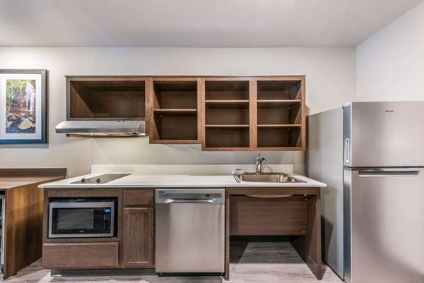  - WoodSpring Suites Linden