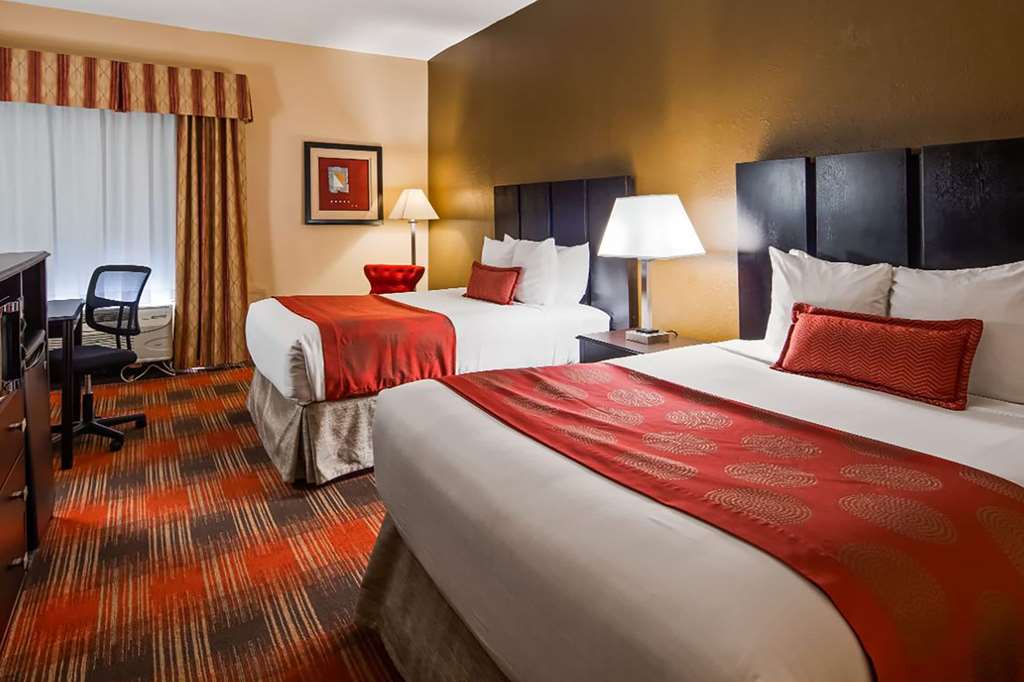 BAYMONT LA VERGNE/NASHVILLE-guestroom-Guest Room,On-Site.jpg