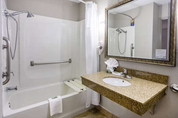  - Baymont Inn & Suites La Vergne - I-24, Exit 64