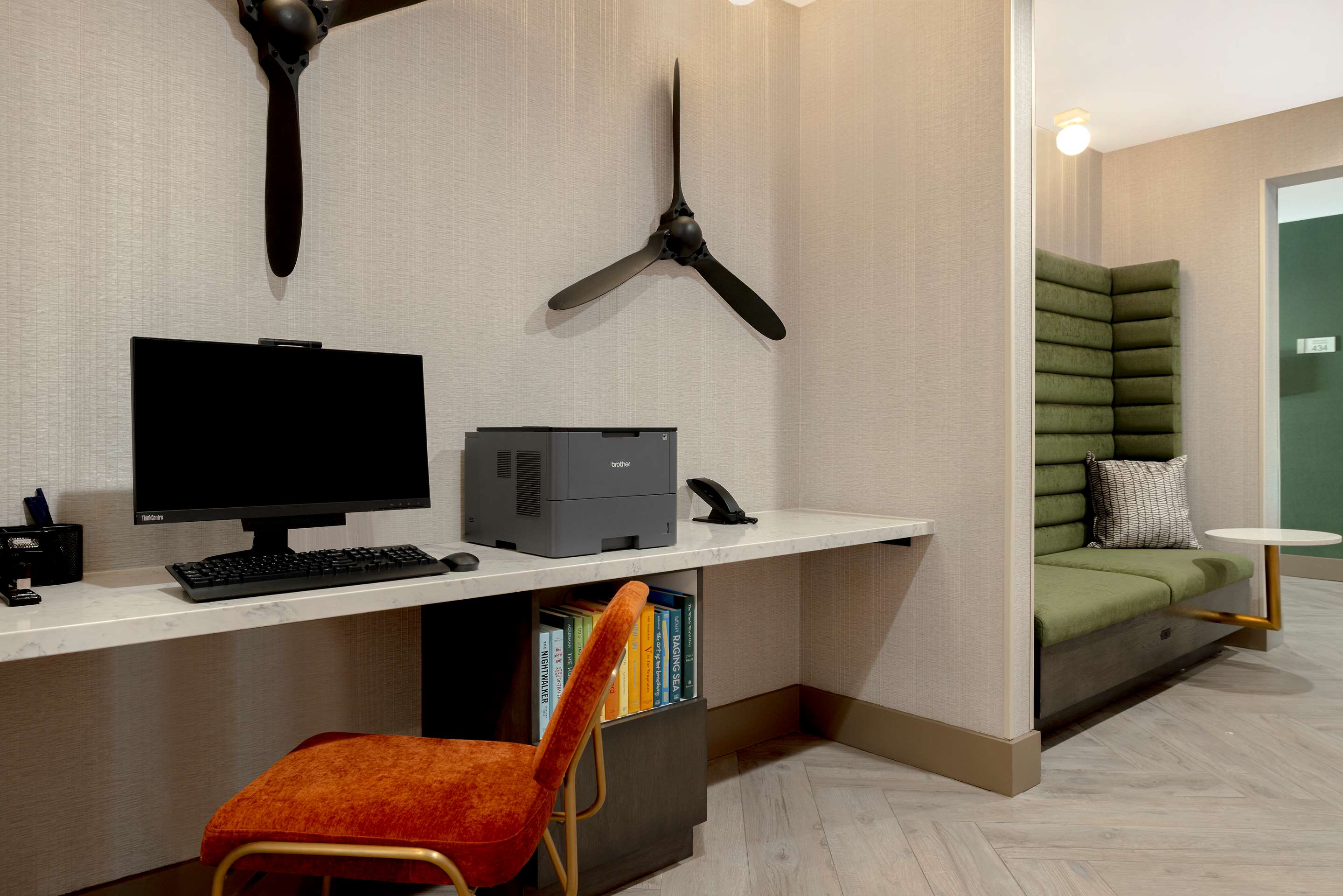 Business Center | DoubleTree by Hilton Palmdale, CA