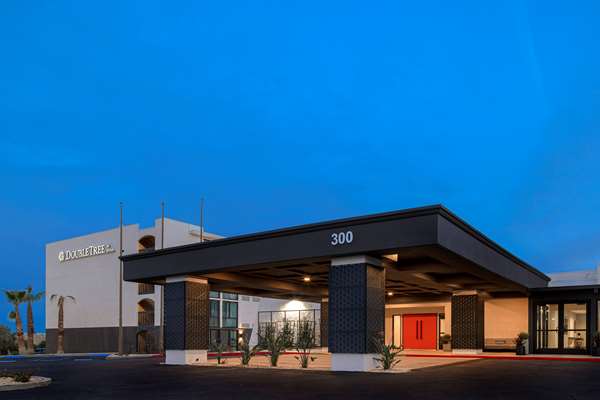 Exterior view - DoubleTree by Hilton Palmdale - CA 14, Exit 35