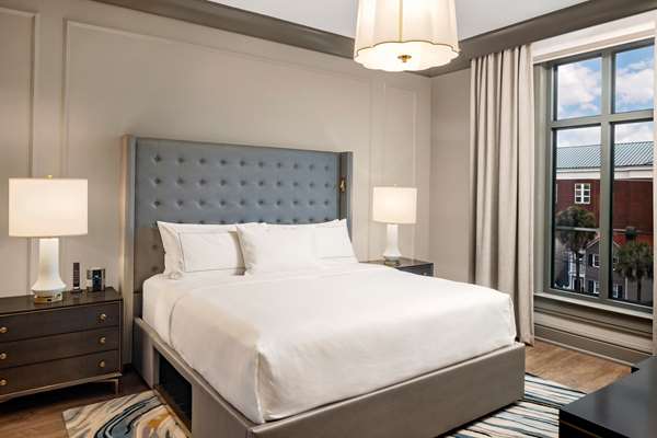  - Liberty Place Hotel by Hilton Club Charleston