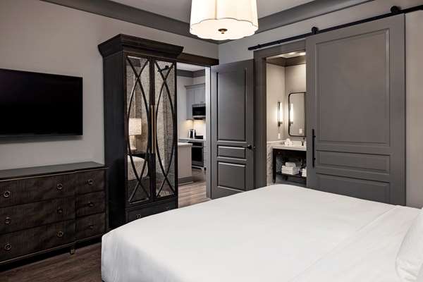  - Liberty Place Hotel by Hilton Club Charleston